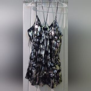 Metallic silver and black tank L/XL like new